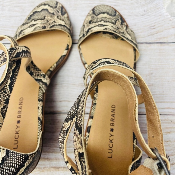 Lucky Brand Ressia Size 10M Women Leather Ankle Strap Heel Sandals - Picture 11 of 11